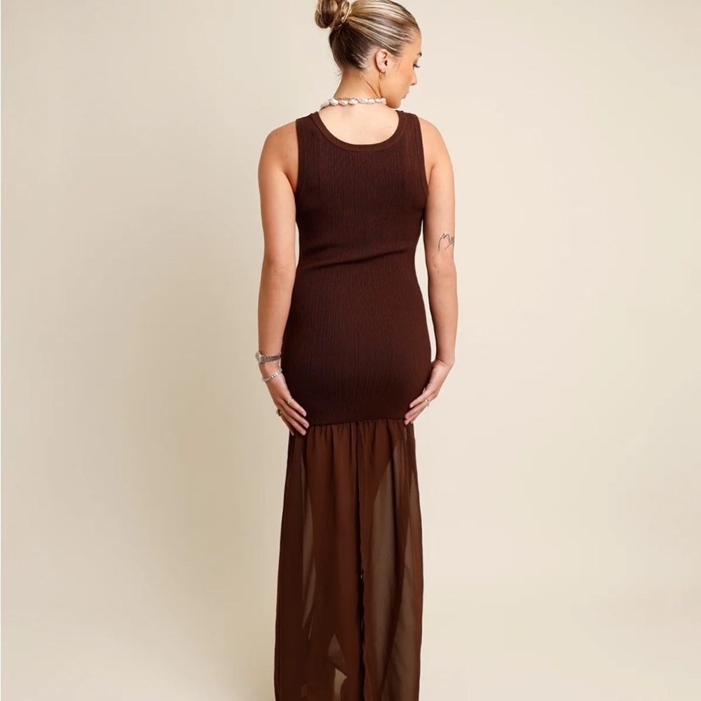 Brown Sleeveless Maxi Dress - Picture 5 of 5